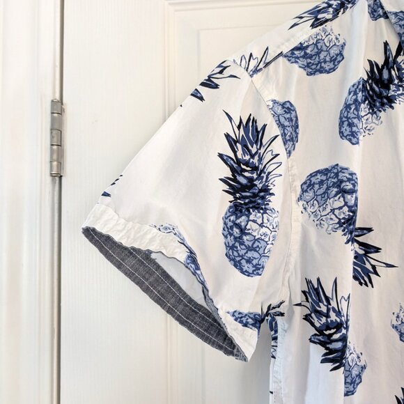 Pineapple short sleeve button down shirt blue size medium - Picture 4 of 15